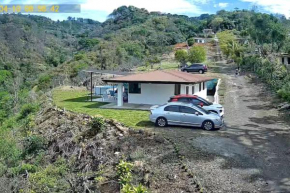 View Hills Atenas